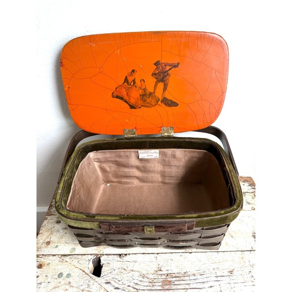 Vintage Romano Wicker Basket with‎ Lid & Printed Scene – Decorative Storage - Picture 5 of 10